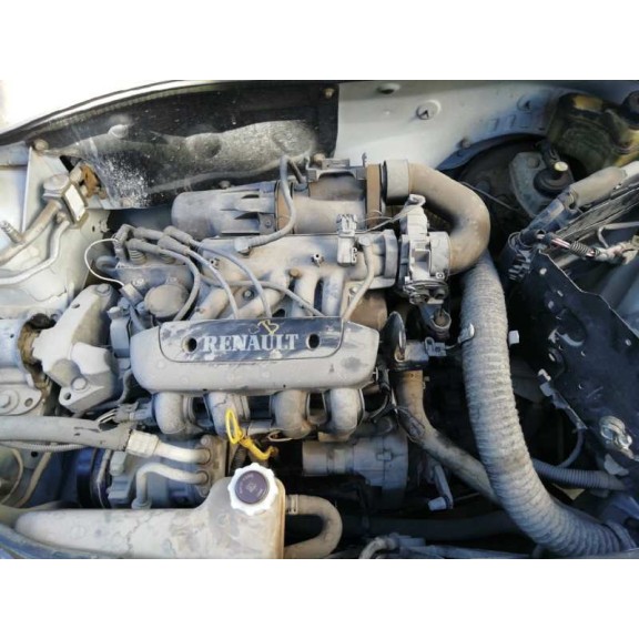 renault clio ii fase i (b/cbo) del año 2000