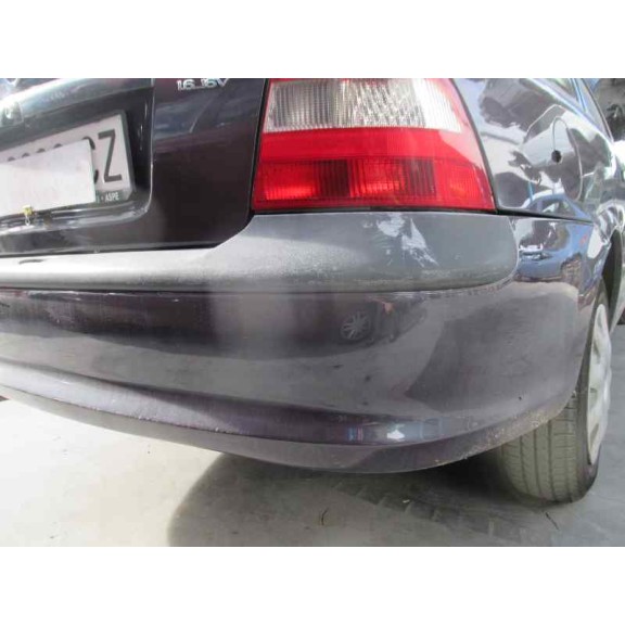 opel vectra b berlina del año 1996