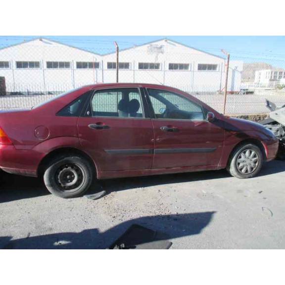 ford focus berlina (cak) del año 2001