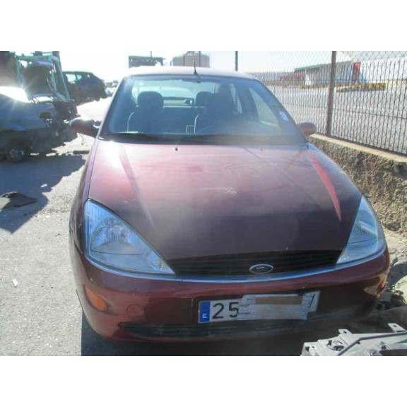 ford focus berlina (cak) del año 2001
