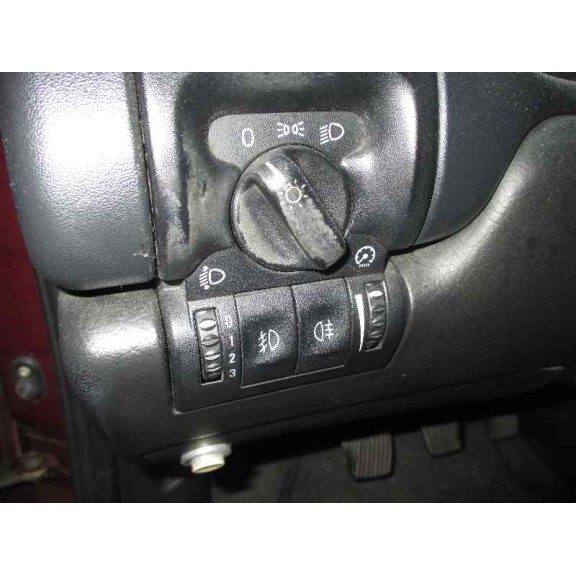 opel vectra b berlina del año 1998