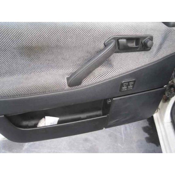 volkswagen passat berlina (312) del año 1990