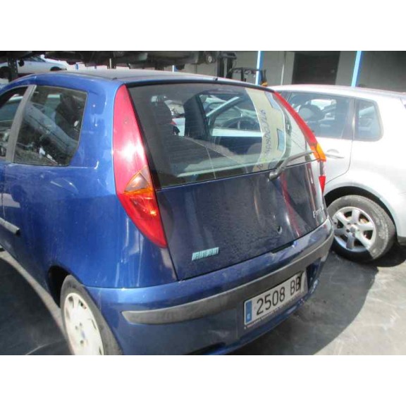 fiat punto berlina (188) del año 2000