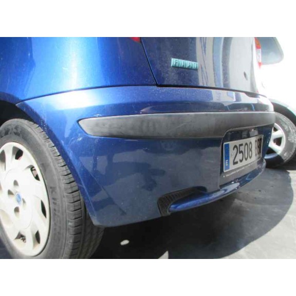 fiat punto berlina (188) del año 2000