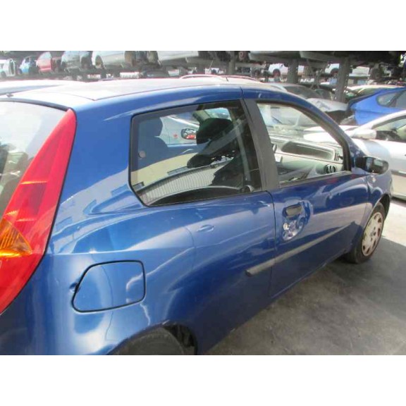 fiat punto berlina (188) del año 2000