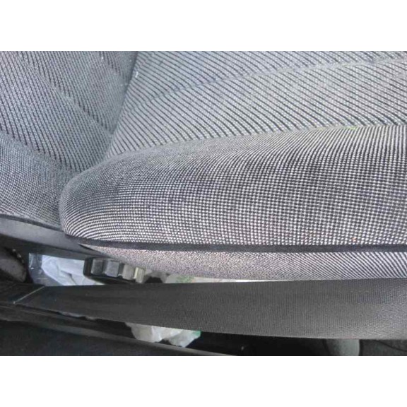 volkswagen passat berlina (312) del año 1990