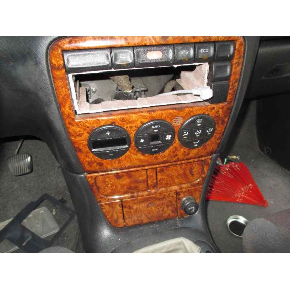 opel vectra b berlina del año 1998