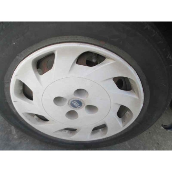 fiat punto berlina (188) del año 2000