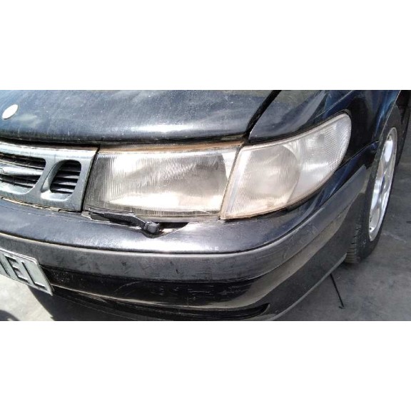 saab 9-3 berlina del año 2001