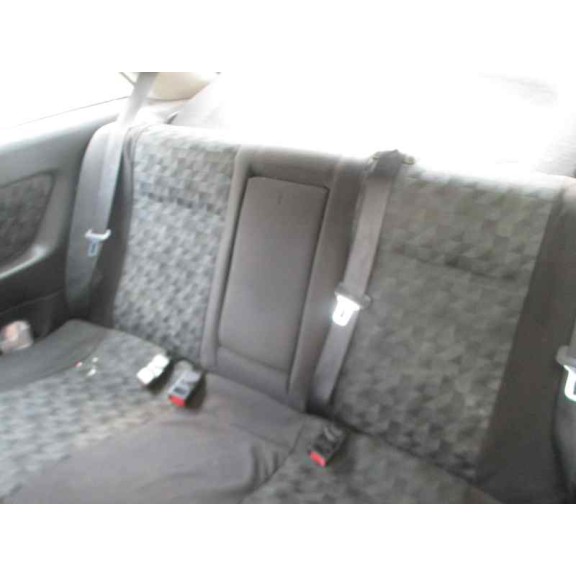 opel astra g berlina del año 2000