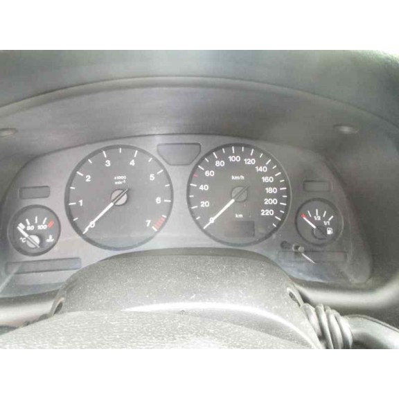 opel astra g berlina del año 2000