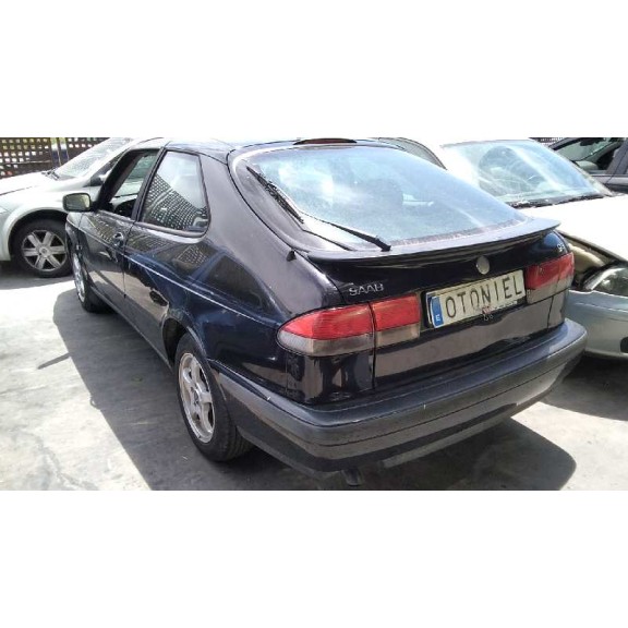 saab 9-3 berlina del año 2001