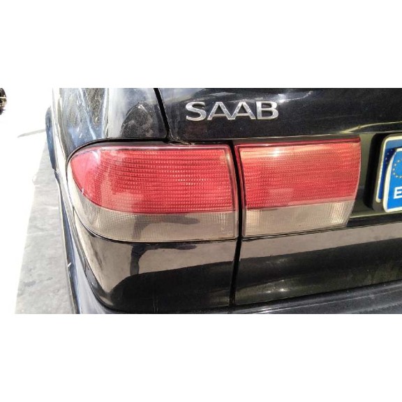 saab 9-3 berlina del año 2001