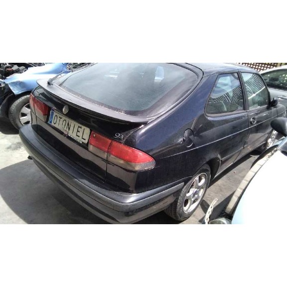 saab 9-3 berlina del año 2001