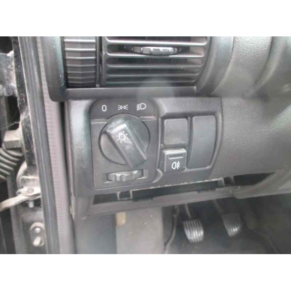 opel corsa b del año 1996