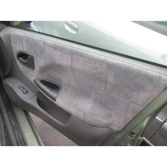 renault megane i fase 2 berlina (ba0) del año 2001