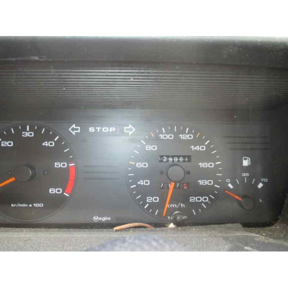 peugeot 405 berlina del año 1990