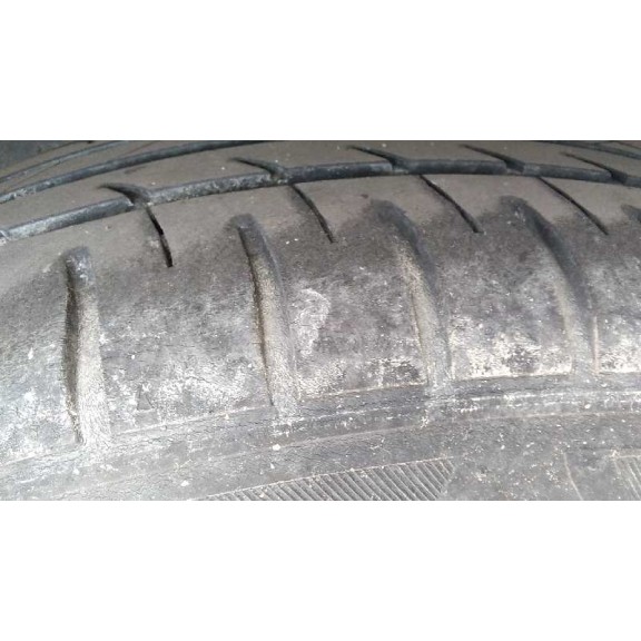 saab 9-3 berlina del año 2001