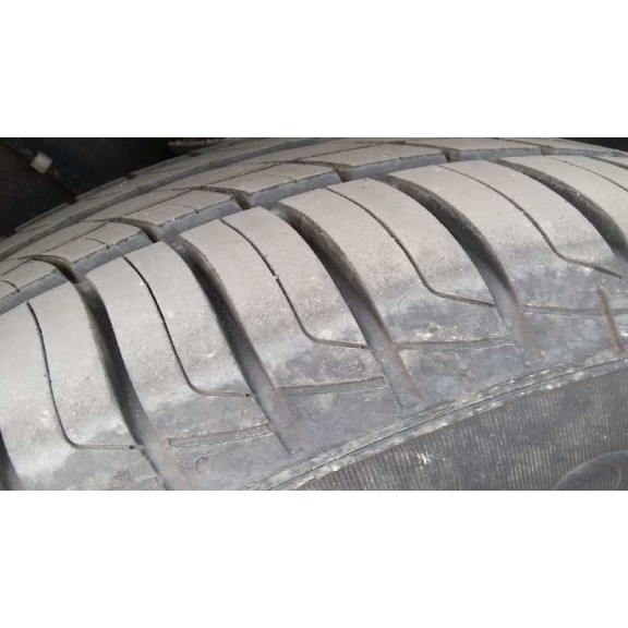 saab 9-3 berlina del año 2001