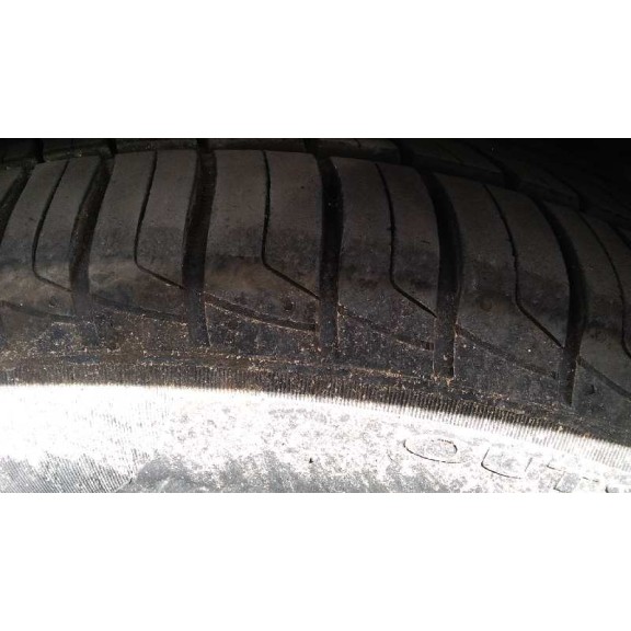 saab 9-3 berlina del año 2001