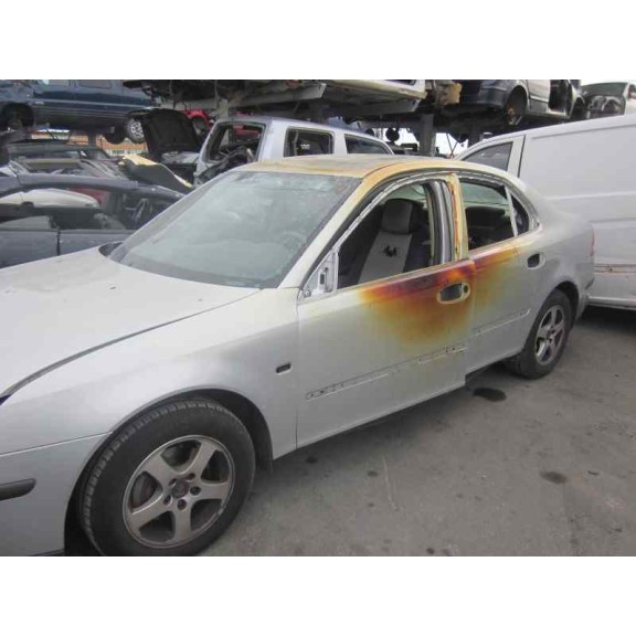 saab 9-3 berlina del año 2005