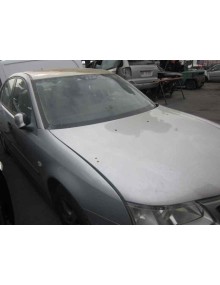 saab 9-3 berlina del año 2005 2