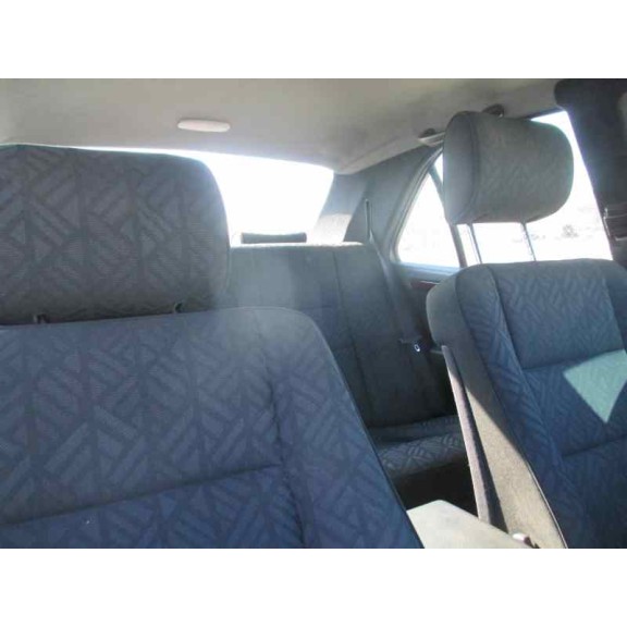 mercedes-benz clase c (w202) berlina del año 1995