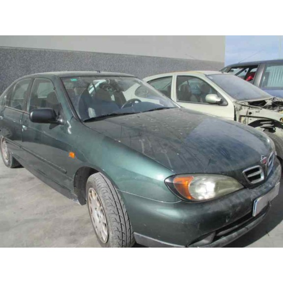 nissan primera berlina (p11) del año 2001