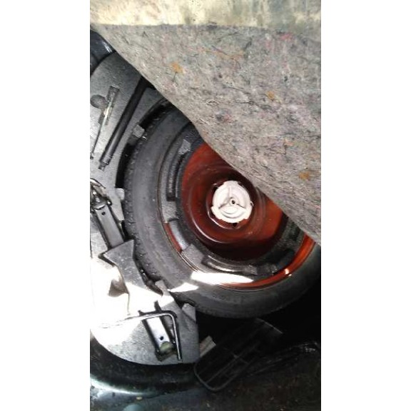 saab 9-3 berlina del año 2001