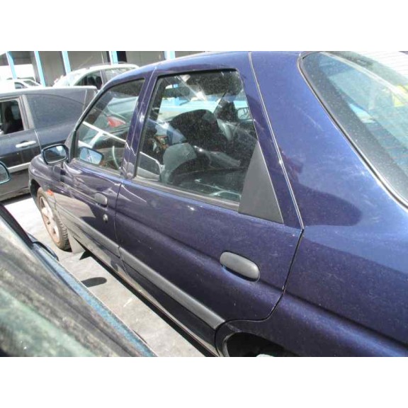 ford escort berlina/turnier del año 1998