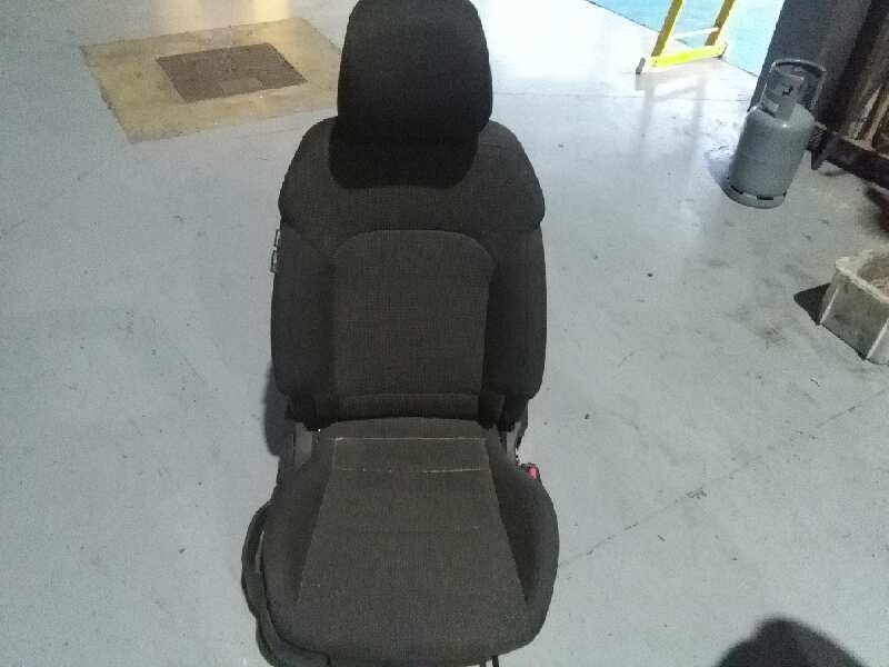 Recambio de asiento delantero derecho para kia carens ( ) concept referencia OEM IAM   