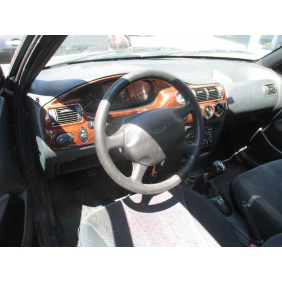 ford escort berlina/turnier del año 1998