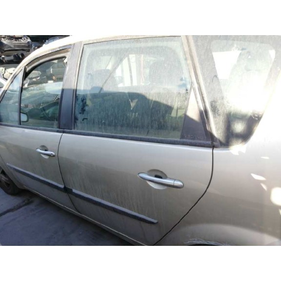 renault scenic ii del año 2006