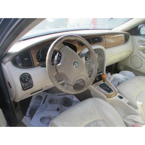 jaguar x-type del año 2001