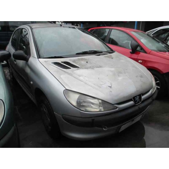 peugeot 206 berlina del año 1999