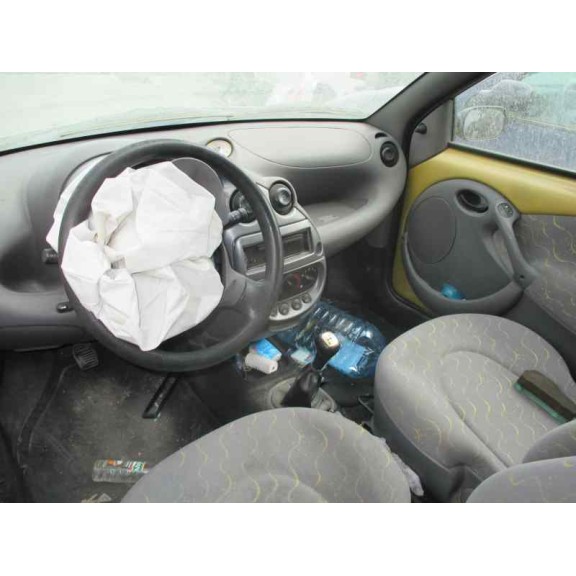 ford ka (ccq) del año 2000