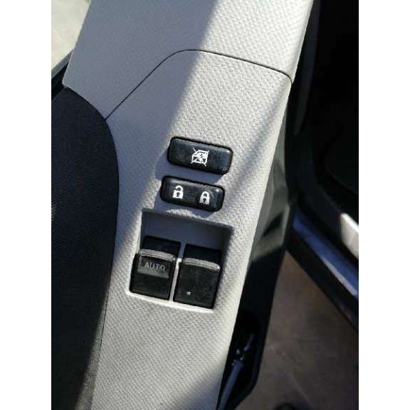 toyota yaris del año 2009