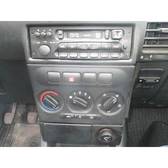 opel zafira a del año 1999