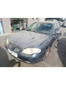 hyundai lantra berlina (rd) del año 2000 2