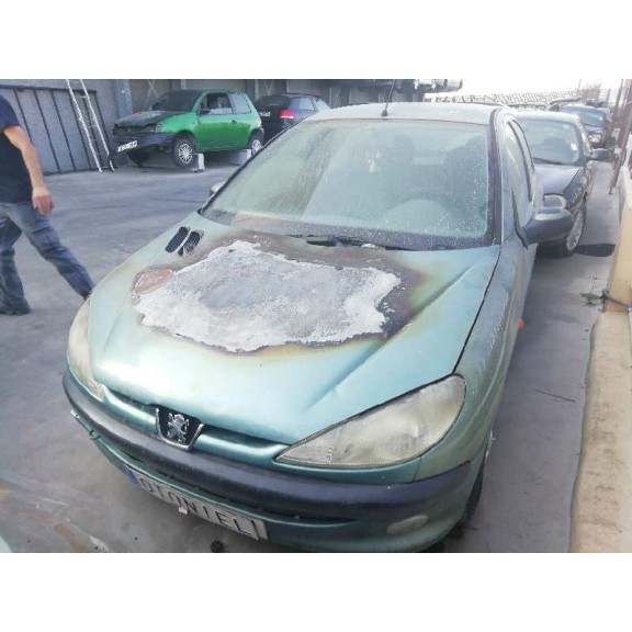 peugeot 206 berlina del año 1999