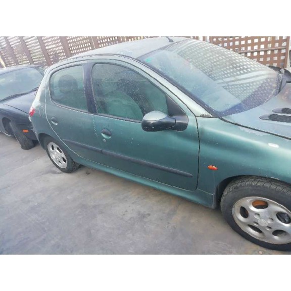 peugeot 206 berlina del año 1999