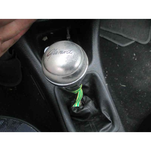 peugeot 206 berlina del año 1999