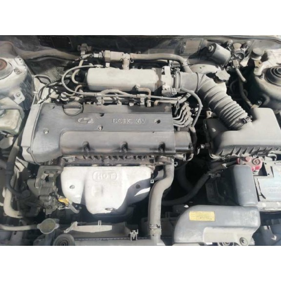 hyundai lantra berlina (rd) del año 2000