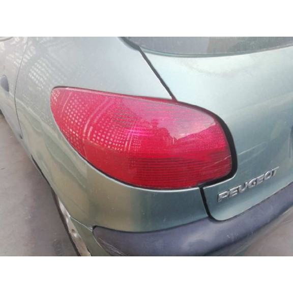 peugeot 206 berlina del año 1999