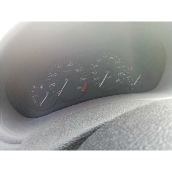 peugeot 206 berlina del año 1999