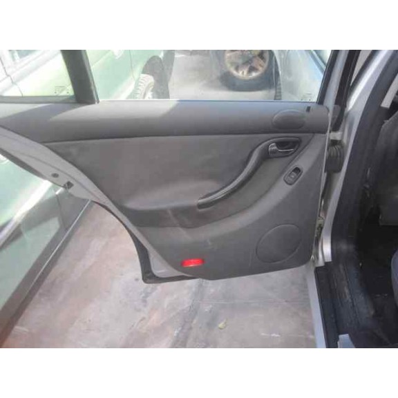 seat toledo (1m2) del año 2002