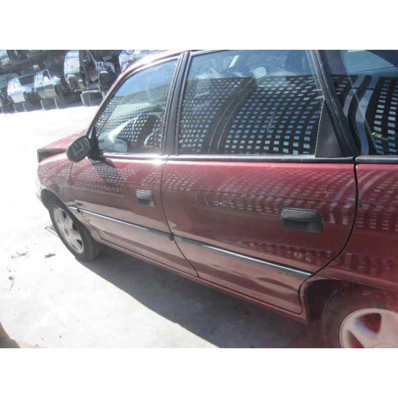 opel astra f berlina del año 1996