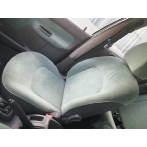 peugeot 206 berlina del año 1999