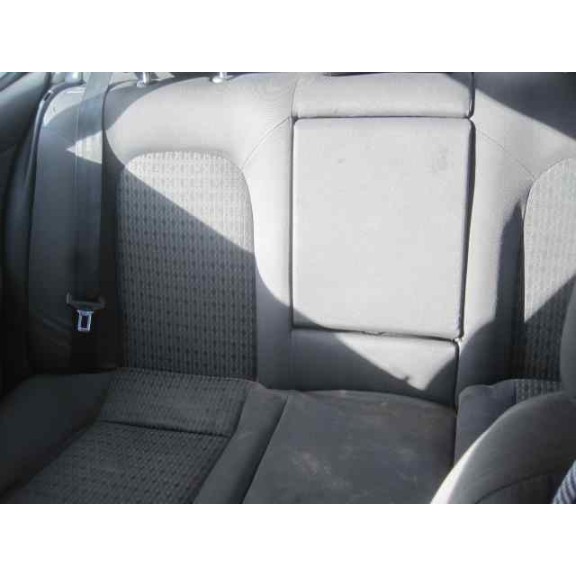 seat toledo (1m2) del año 2002