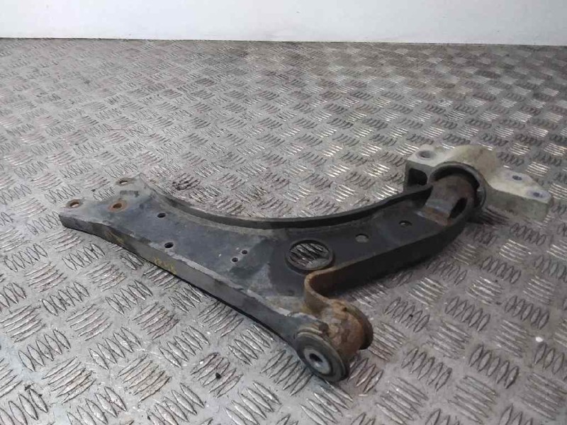 Recambio de brazo suspension inferior delantero izquierdo para volkswagen golf vi variant (aj5) advance referencia OEM IAM   